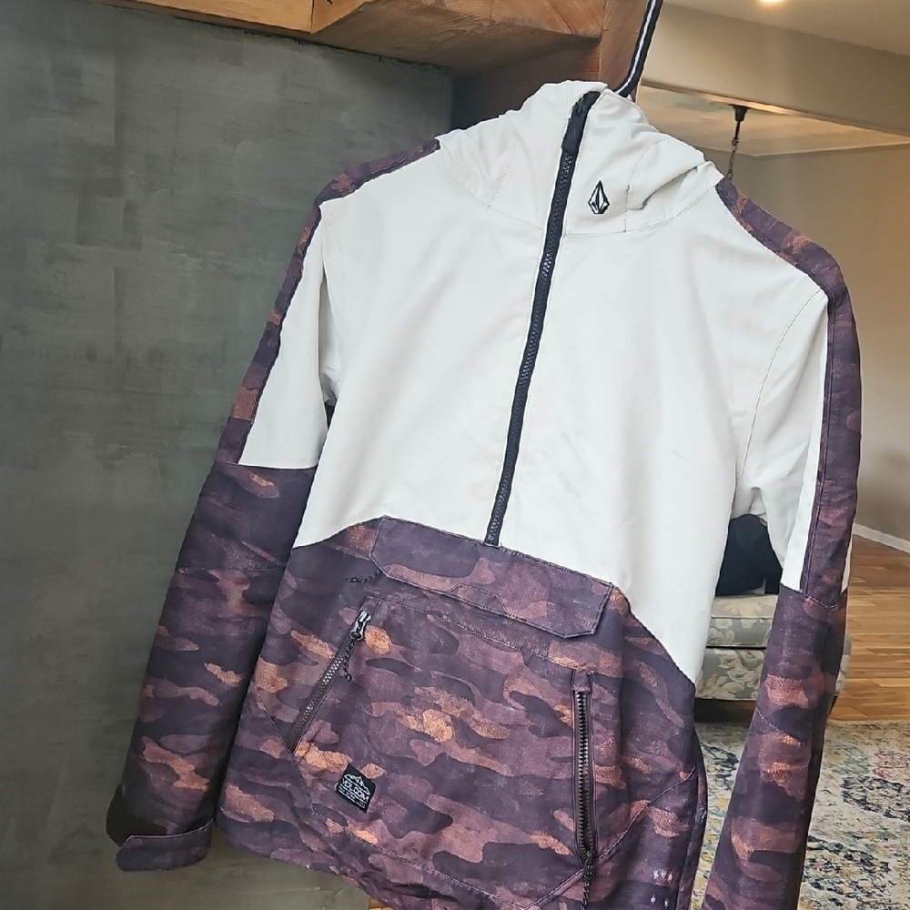 Volcom Women's White and Purple Camo Jacket